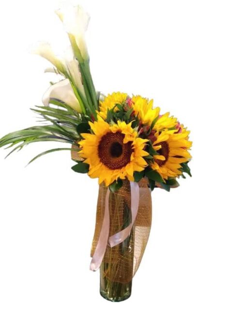Sol delicado Sol Delicado - Bouquet de Girasoles y Calas